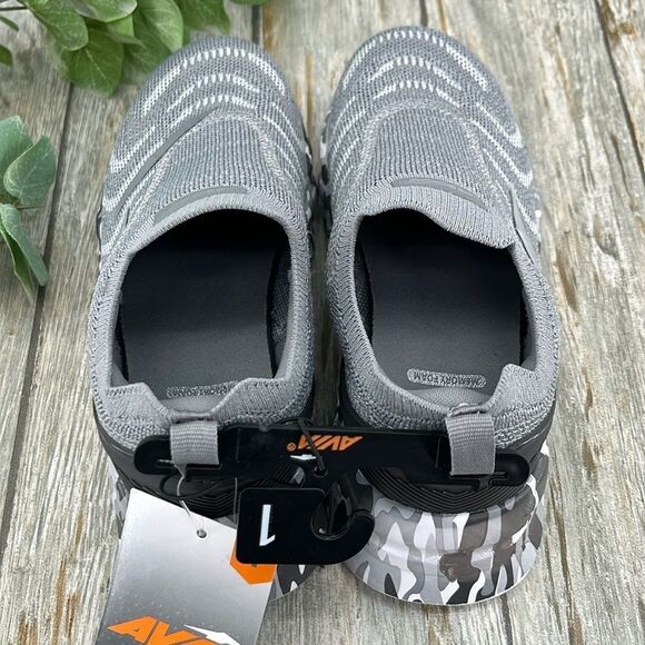 Little Boys Active Slip-On Sneaker Shoes Size 1 - Picture 4 of 10